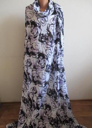 Тканина для пошиття одягу: відріз батисту в квітковий принт