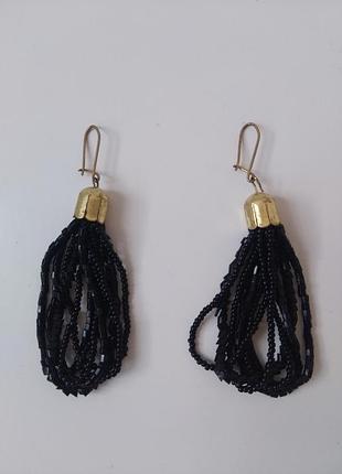 Серьги подвесы из черного бисера под ретро стиль