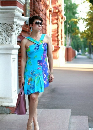 Шелковое платье versace1 фото