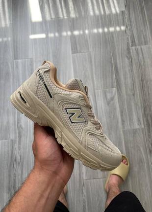 Женские кроссовки new balance