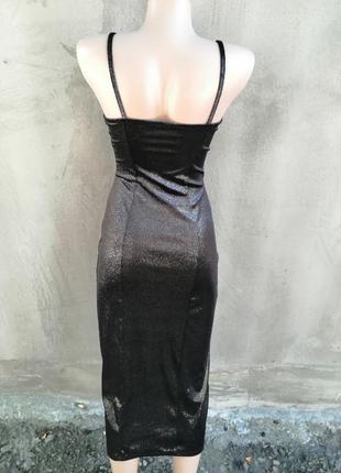 Шикарное платье миди с лёгким разрезом4 фото