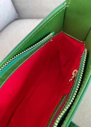 Hobo green розкішна яскрава зелена сумочка з червоною підкладкою яскрава зелена сумка з червоною підкладкою всередині під бренд5 фото