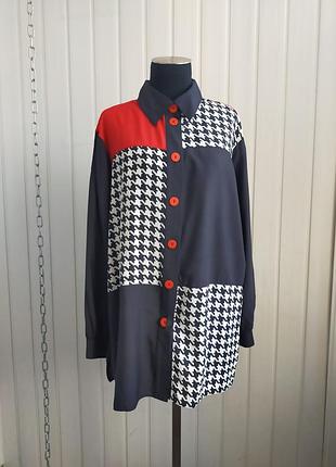 Блуза в гусиную лапку колорблок, с коамными пуговицам 48,l