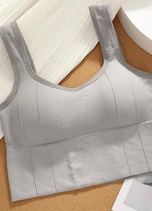 Топ в рубчик підтримуючий з чашечками в трьох кольорах