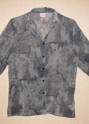 Красива шовкова блуза для модної жінки