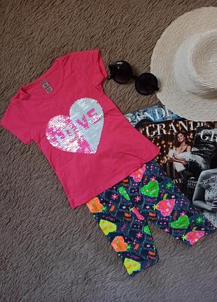 Новый костюм на девочку с пайетками/комплект/велосипедки+футболка