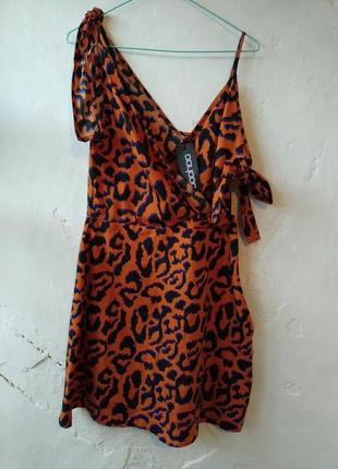 Новое оранжевое платье в леопардовый принт boohoo