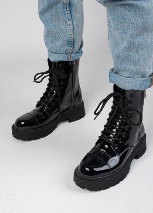 Ботінки жіночі balenciaga boots tractor black patent lacquer

/ женские ботинки баленсияга трактор6 фото