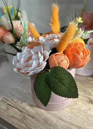 Мило ручної роботи