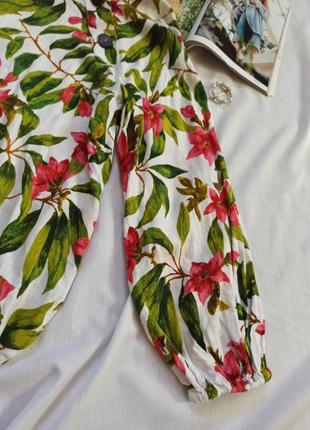 Шикарна блузка з високим коміром в тропічний принт/в квітковий принт /з широкими рукавами6 фото