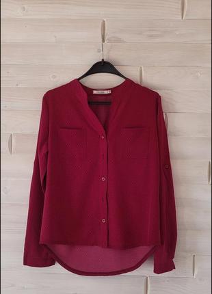 Модна жіноча блуза в дрібний білий горошок