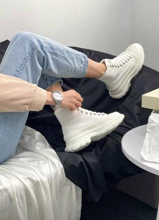 Жіночі кросівки alexander mcqueen tread slick total white знижка sale 💫 кросівки білі високі4 фото