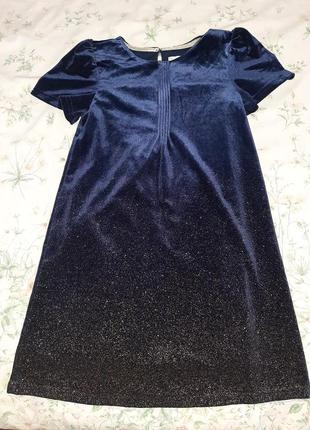 Школьное бархатное платье на 6-7 лет