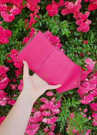 Жіночий рожевий гаманець4 фото