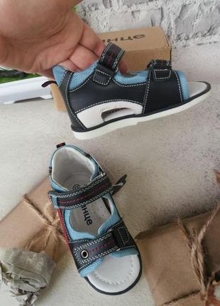 Дитячі шкіряні босоніжки детские кожаные босоножки сандали3 фото