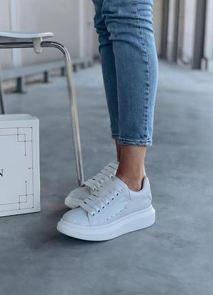 Кросівки жіночі alexander mcqueen low Slick pearl 2
/ женские кроссовки маквин