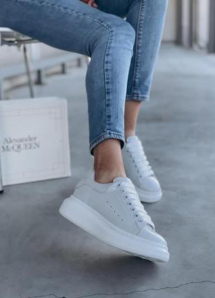 Кросівки жіночі alexander mcqueen low white pearl 2 / жіночі кросівки маквин5 фото