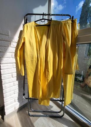 Костюм трикотажный желтый кардиган+штаны10 фото