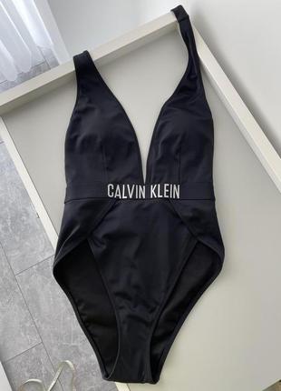 Новий купальник calvin klein p.xs