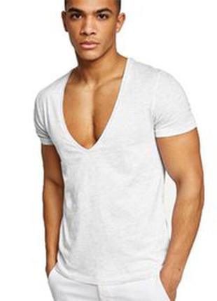 Белая натуральная мужская футболка с глубоким вырезом стрейч хлопок