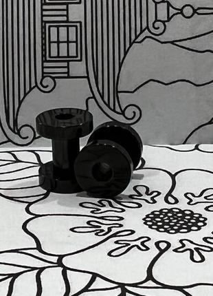 Тоннели на 4 мм в чорному кольорі