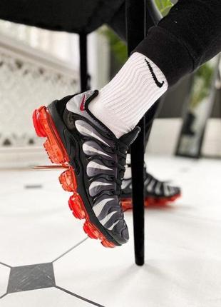 Nike vapor max plus red white black женские кроссовки найк вапор макс