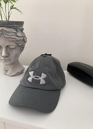 Кепка under armour