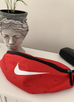 Бананка nike