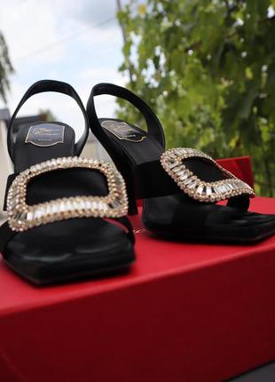 Брендові босоніжки roger vivier paris