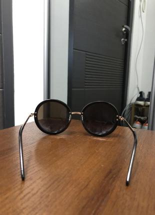 Жіночі сонячні окуляри mohito4 фото