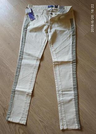 Скинни bershka