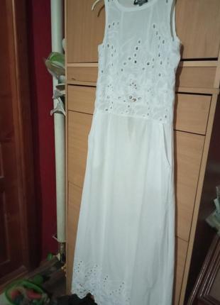 Батистовое платье ришелье в пол