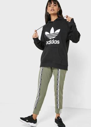 Худи женское adidas originals trefoil hoodie fm33073 фото
