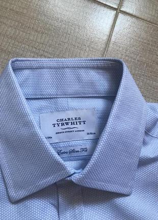 Модная, приталеная рубашка, британского бренда charles tyrwhitt extra slim fit. s ворот 385 фото