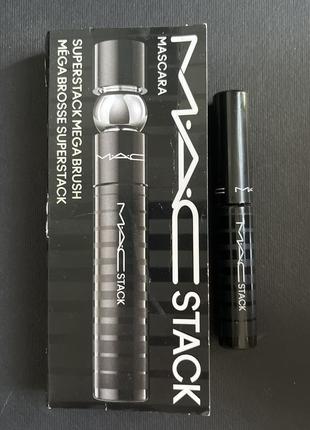 Подовжуюча туш для вій mac stack black mascara3 фото