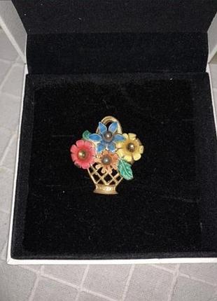 Брошка «букет квітів у кошику» вінтаж