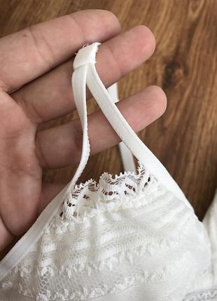 Топ мереживний / бра oysho join life