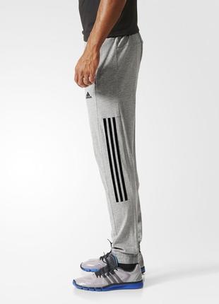 Штани чоловічі adidas tapered comfort 2 ak24593 фото