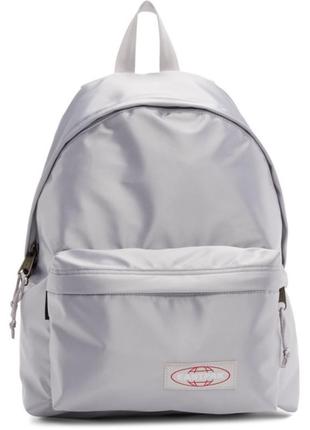 Рюкзак eastpak padded pakr silver satin3 фото