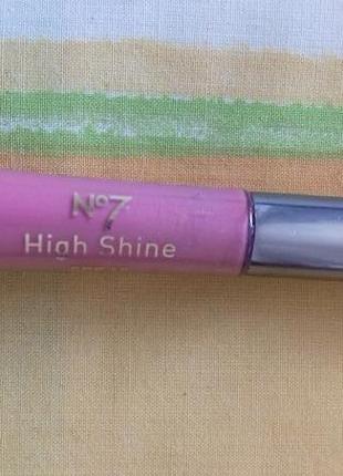Новый английский лаковый нежный розовый блеск для губ

seventeen1 фото