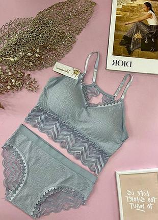 Комплект нижньої білизни з топом 11050