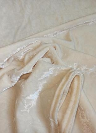 Вечірня молочна бархатна сукня міді glitzy вечернее молочное бархатное платье миди3 фото