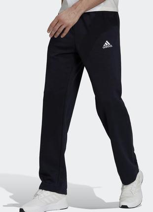 Штани чоловічі adidas essentials sportswear gk93651 фото