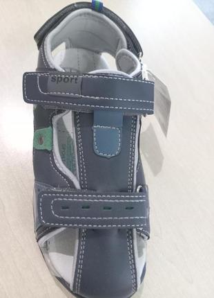 Сандали на мальчика. новые!