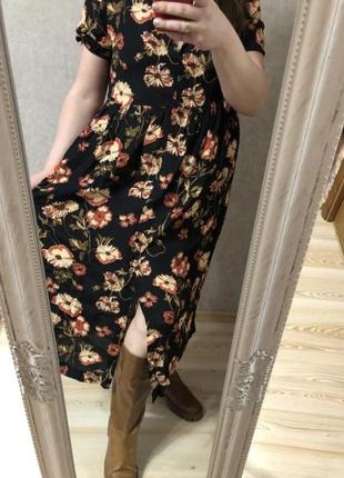 Новое  стильное тонкое платье - мили цветочный принт 50-54 р от zara