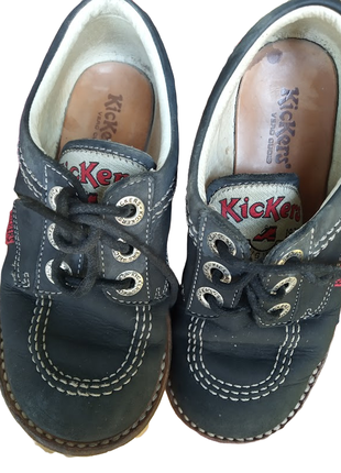 Дитячі туфлі на шнурівці шкіряні замша оригінал від бренду kickers розмір 312 фото