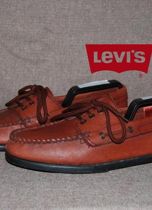 Топсайдер levis