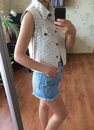 Жилетка