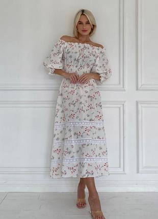 Женское молочное муслиновое платье в цветочный принт3 фото
