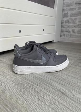 Кожанные кроссовки nike air force 1 37 размер